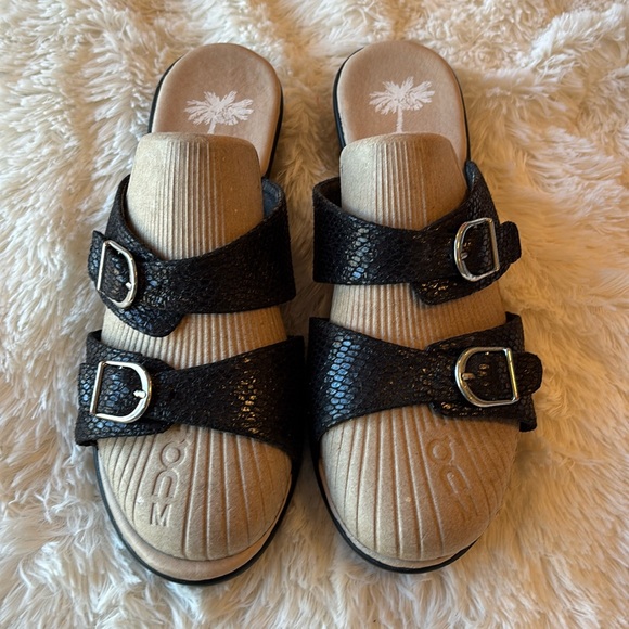 Shoes - INGARO BUCKY SANDALS